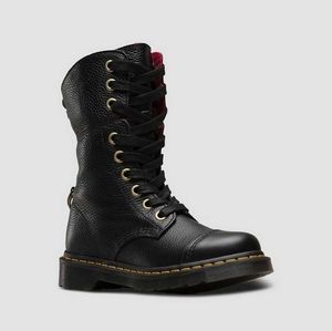 Dr. Martens Aimalita Boots